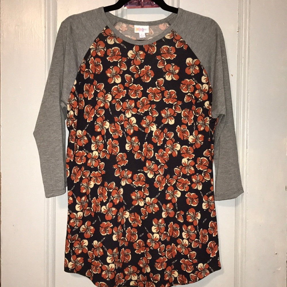 Large Randy shirt by LuLuRoe